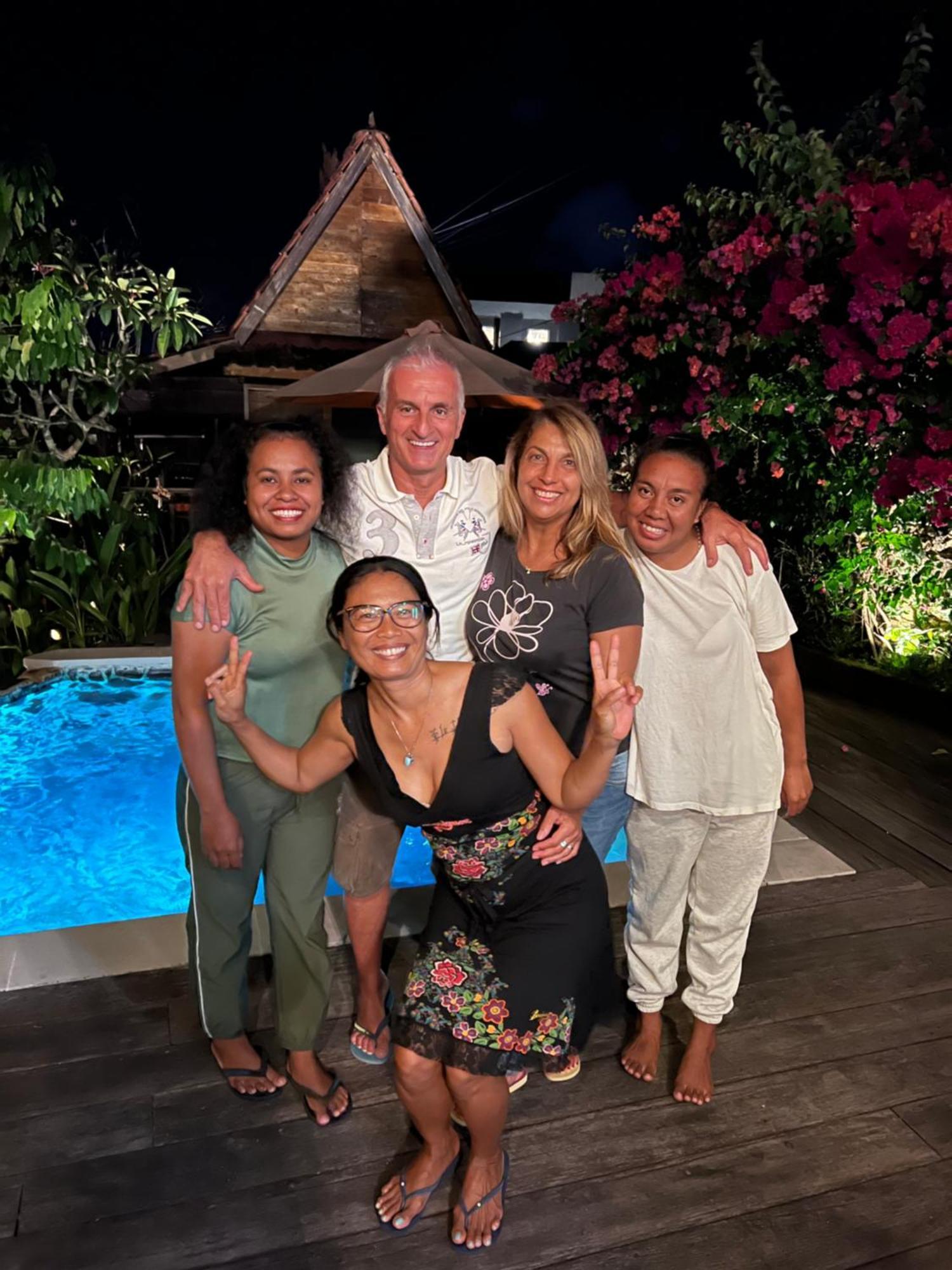 Pinokkio B&B Restaurant Ungasan Kültér fotó